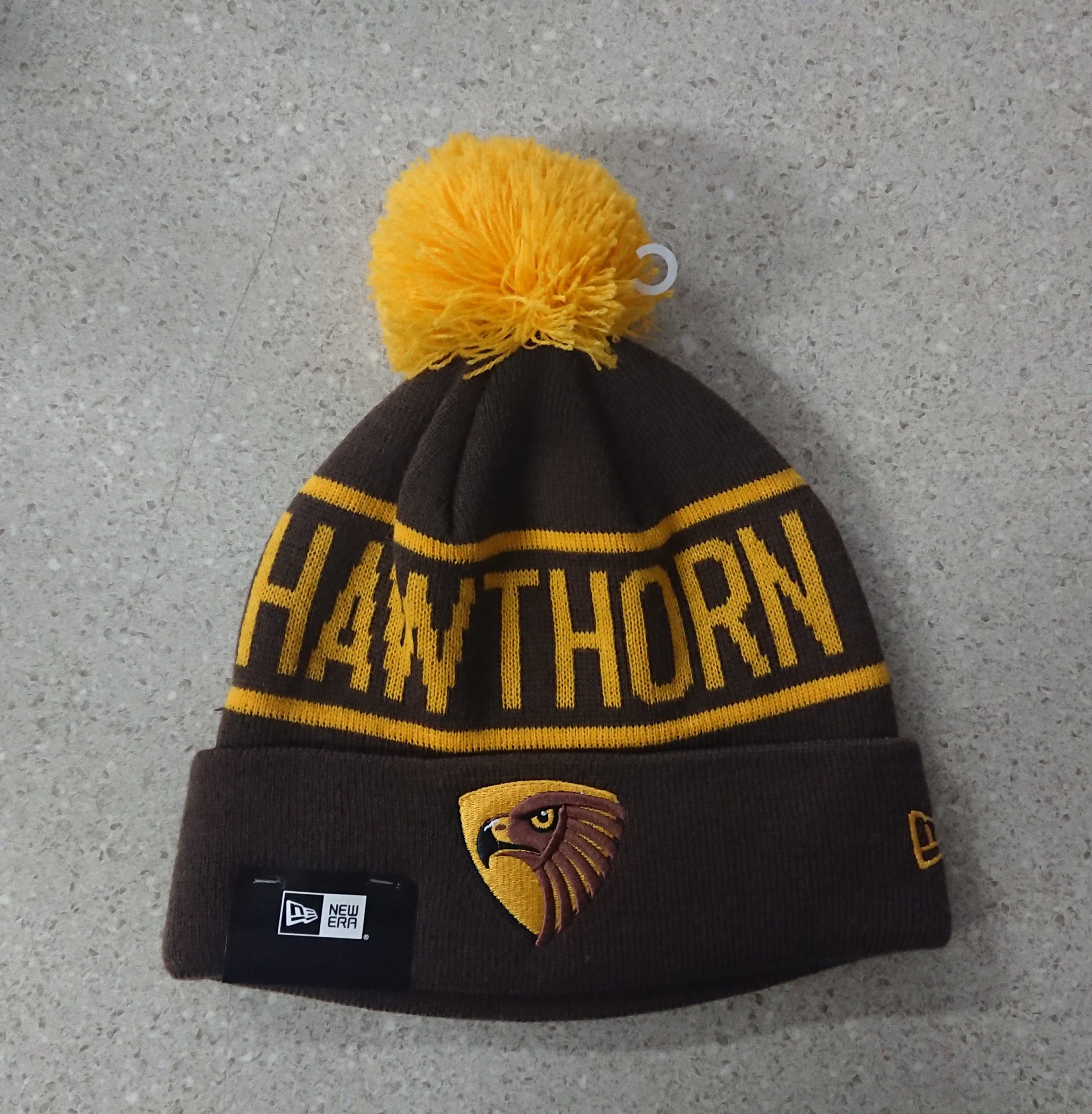 Hawthorn new era beanie top