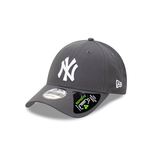 New York Yankees 9Forty Repreve Graphite Snapback Cap